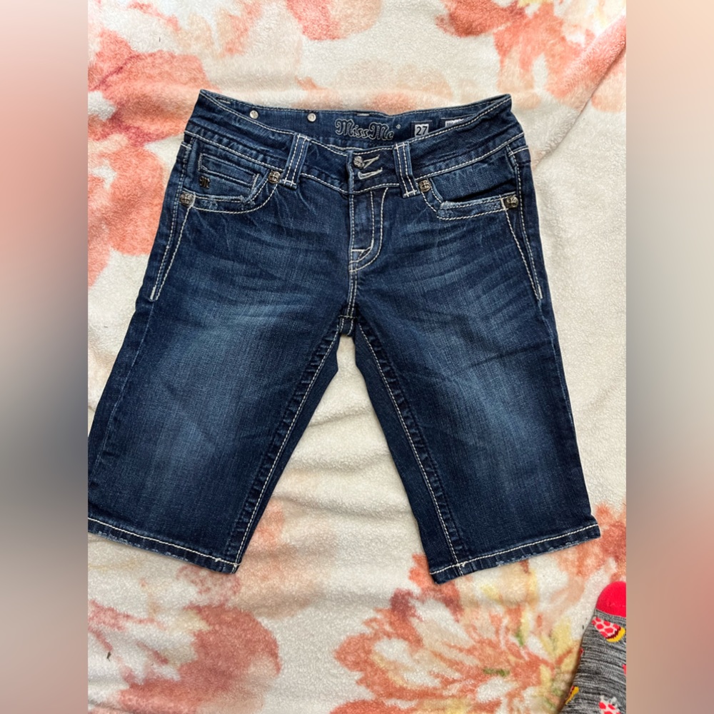 Miss me Jean Bermuda shorts with button pockets size 27